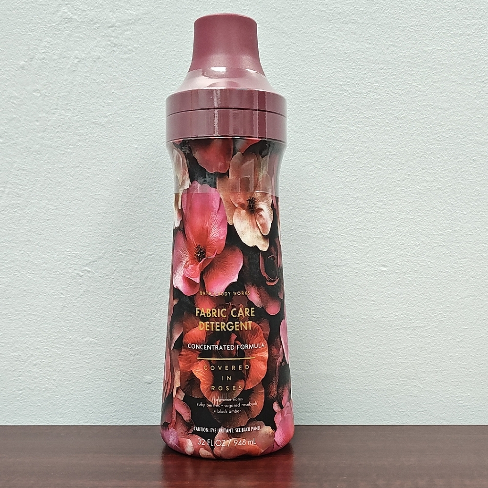Bath & Body Works White Barn COVERED IN ROSES Fabric Care Laundry Detergent